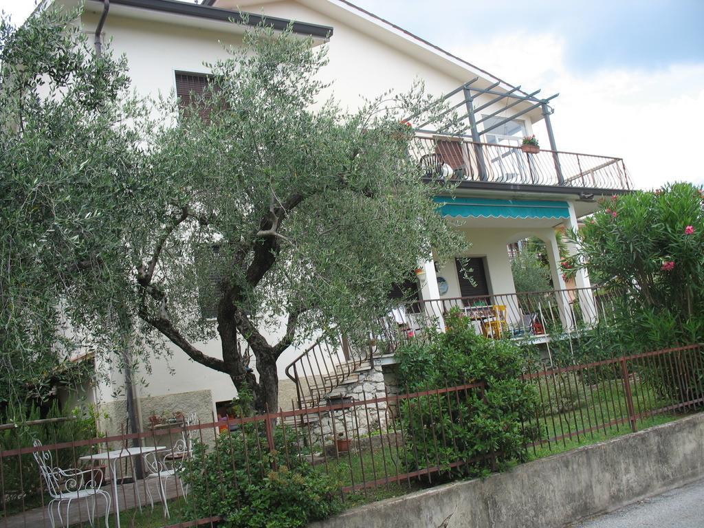 Casa Anna Apartment Garda  Bagian luar foto